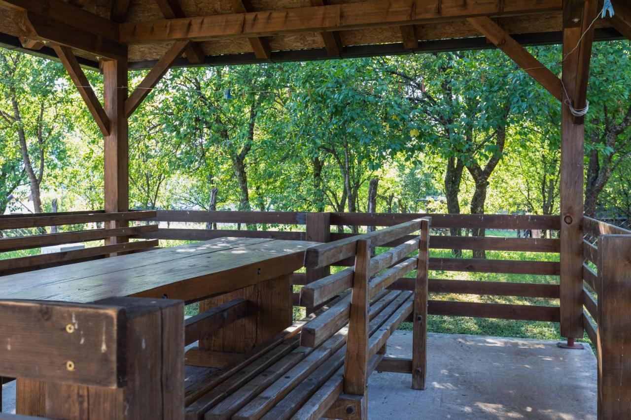 Timber Fairies Villa Slunj Dış mekan fotoğraf